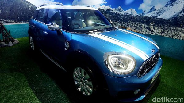 Generasi Anyar MINI Countryman