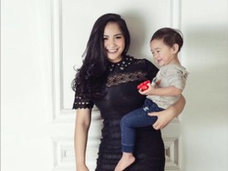 Foto: 5 Gaya Kasual Nagita Slavina yang Minimalis dan Manis