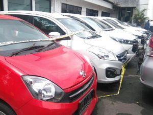 Polisi Bongkar Aksi Perempuan Jual Mobil Mewah di Bandung