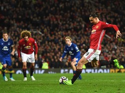 Penalti Ibrahimovic di Injury Time Selamatkan MU dari Kekalahan