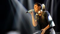 Raisa Tak Kehilangan Kelas