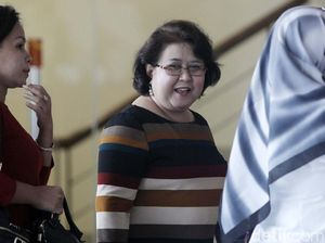 Elza Syarief Penuhi Panggilan KPK