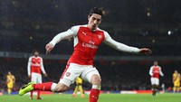 Hector Bellerin adalah pesepakbola dengan kecepatan 35,2 km/jam. Dia beberapa kali pernah menantang Usain Bolt selaku manusia tercepat di dunia. (Clive Mason/Getty Images)