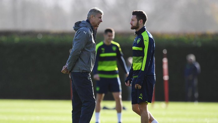 Pemain Arsenal Sulit Hindari Spekulasi Masa Depan Wenger