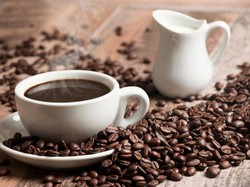 Begini Cara Tepat Konsumsi Kopi untuk Tetap Produktif Selama WFH