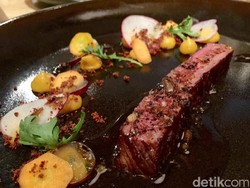 Chef Shane Della Sajikan Produk Segar Victoria dengan Sentuhan Timur Tengah