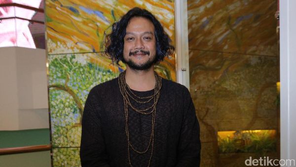 Dwi Sasono Jadi Suami Dian Sastro di Kartini