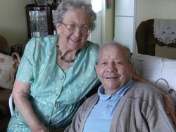 Makanan Lezat Jadi Rahasia Cinta Pasangan yang Sudah Menikah 77 Tahun Ini