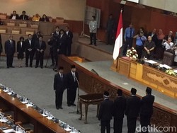 Roy Suryo dan Pengganti Ruhut Sitompul Dilantik Jadi Anggota DPR