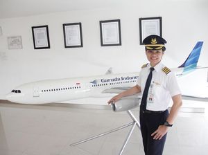 Ida Fiqriah Jadi Kapten Pilot Perempuan Pertama di Garuda Indonesia
