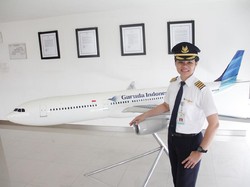 Ida Fiqriah Jadi Kapten Pilot Perempuan Pertama di Garuda Indonesia