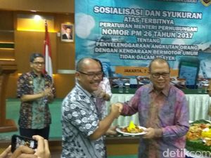 Kenalkan Aturan Taksi Online, Kemenhub Undang GoJek-Uber-Grab