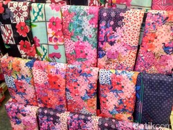 Ivan Gunawan & Zoya Hadirkan Hijab Motif Kain Tradisional di Muffest 2017