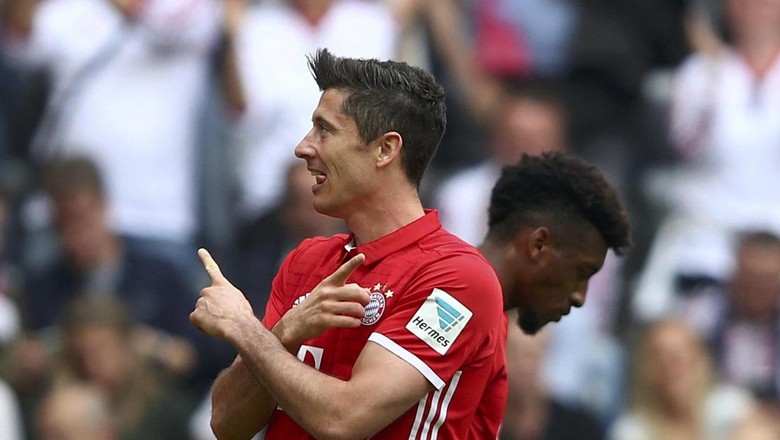 Meski Cedera Saat Latihan, Lewandowski Bisa Main Lawan Dortmund Meski Cedera Saat Latihan, Lewandowski Bisa Main Lawan Dortmund