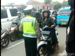 Diamuk Pemotor Wanita, Polisi di Depok Ini Tetap Sabar