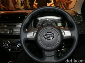 Ini Fitur yang Ada di Dalam Mobil di Bawah Rp 100 Juta Ini Fitur yang Ada di Dalam Mobil di Bawah Rp 100 Juta