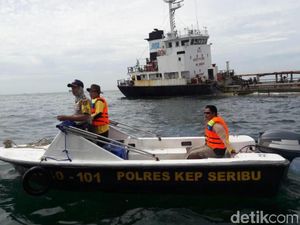 Kapal Bermuatan Bahan Peledak Tenggelam di Kepulauan Seribu