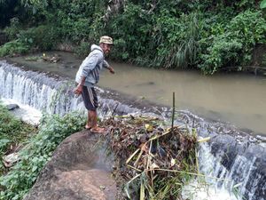 Lempar Anak ke Sungai, Fitri Dijerat Pasal Pembunuhan