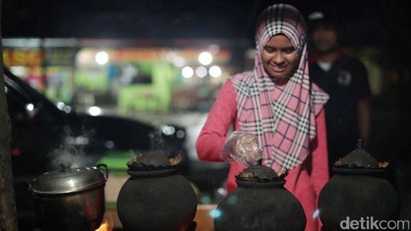 Pojok Mak Ona, Pusat Kuliner Lokal Atambua