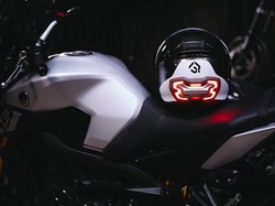 5 Aksesori Motor Paling Kece Saat ini