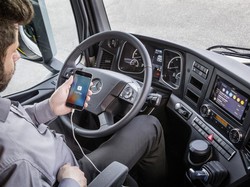 Kini Truk Juga Bisa Terhubung Langsung ke Smartphone Lho..