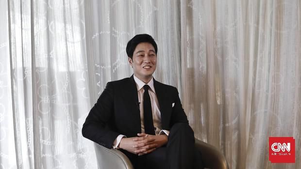 So Ji Sub Aktor Korea So Ji Sub saat diwawancarai CNNIndonesia. Jakarta, Jumat, 8 April 2017. CNN Indonesia/Adhi Wicaksono.
