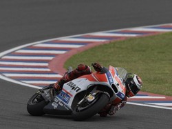 Lorenzo Merasa Amat Kehilangan Sayap Ducati