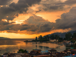 Pesona Danau Toba Buat Takjub Investor Singapura