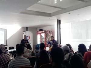 Asyiknya Berbagi Tips & Trik Menulis Cerita Perjalanan di Kota Tua Jakarta