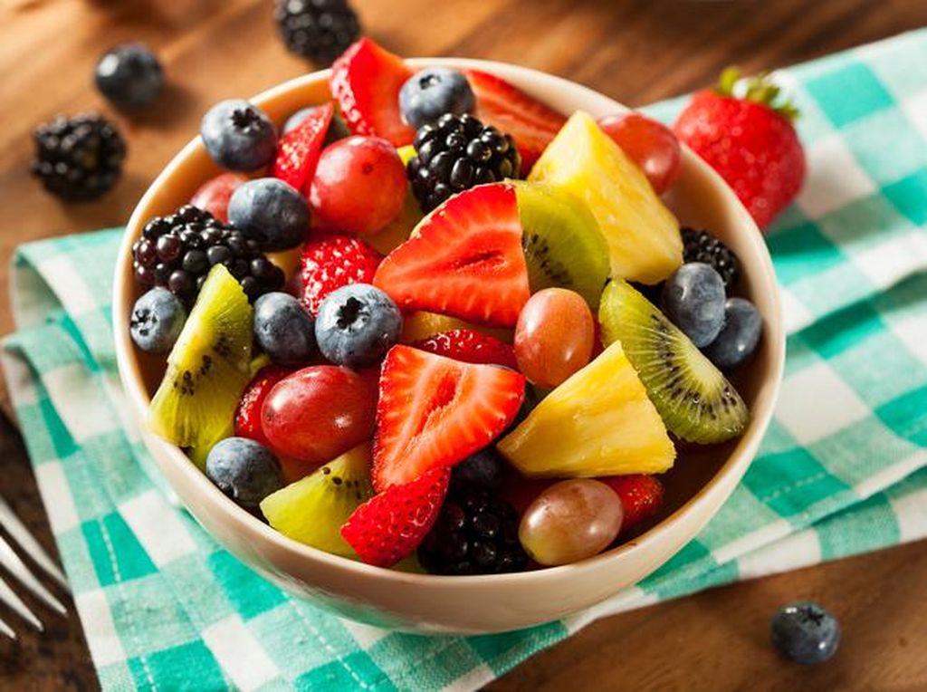 Berat Badan Lebih Cepat Turun dengan Konsumsi 5 Jenis Buah Ini Berat Badan Lebih Cepat Turun dengan Konsumsi 5 Jenis Buah Ini