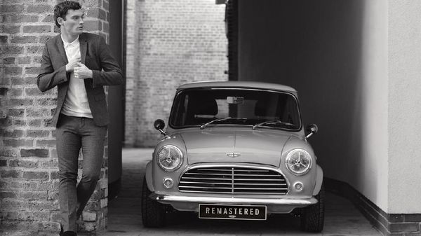 Mobil Klasik ala Mr Bean Dibanderol Setengah Miliar Lebih