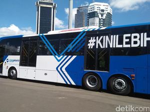 Begini Penampakan Bus Maxi TransJ yang Bisa Bawa 100 Penumpang Begini Penampakan Bus Maxi TransJ yang Bisa Bawa 100 Penumpang