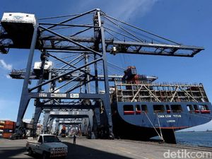 Tak Perlu Lewat Singapura, Kapal Raksasa Bisa Langsung Bersandar di RI Tak Perlu Lewat Singapura, Kapal Raksasa Bisa Langsung Bersandar di RI
