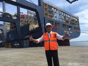 Priok Disandari Kapal Raksasa, Menhub: Harus Saingi Singapura