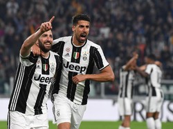 Juventus Berusaha Putus Kontrak Higuain dan Khedira