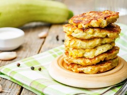 Bikin Gorengan Jagung Renyah dengan Cocolan Spicy Mayo