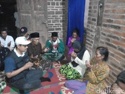 Wagub Jatim Beri Semangat Keluarga Korban Tanah Longsor Nganjuk