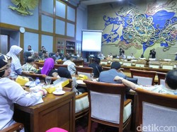 DPR Rapat Bahas UU MD3 dengan Kemendagri dan Kemenkum HAM