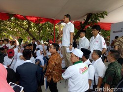 Kampanye di Cipinang Besar Selatan, Sandi Ajak Warga Gabung OK OCE