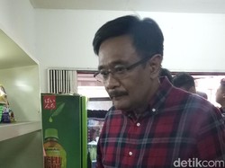Makan Siang di Warung, Djarot Bikin Geger Mahasiswa Binus
