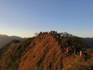 Gunung Puntang Bandung Minim Pengunjung Imbas Cuaca Buruk