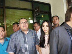 Razman Doakan Bella Luna Ketemu yang Single, Jangan Double Lagi