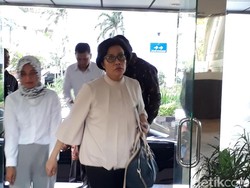Pagi-pagi Sri Mulyani Datang ke Kantor Luhut, Ada Apa?