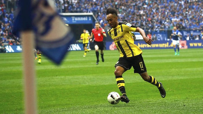 Aubameyang Mengaku Bingung Dihukum Dortmund
