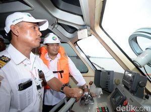 Selama Ini Dikuasai Malaysia, Menhub Eksekusi Pemanduan Kapal di Selat Malaka