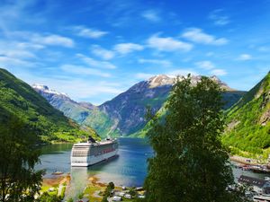 Wow, Patra Jasa Siapkan Cruise Jelajah Danau Toba