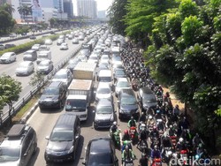 Ini Aneka Penyebab Macet Parah di Jakarta Senin Pagi Ini