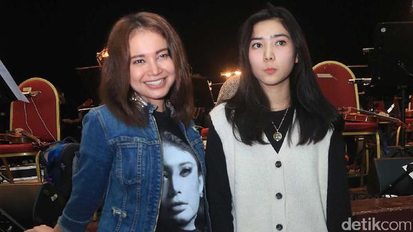 Intip Persiapan Rossa dan Isyana Yuk!