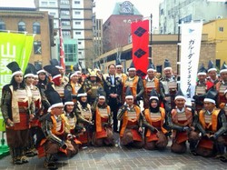 Gaya Jusman dan Gobel Jadi Samurai di Jepang