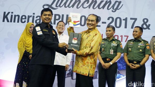 KPU Luncurkan Buku dan Operation Room Pemilu
